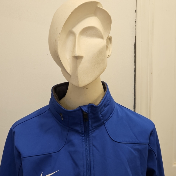 Like New Condition Nike Blue Hooded Lightweight Jacket - Picture 5 of 10